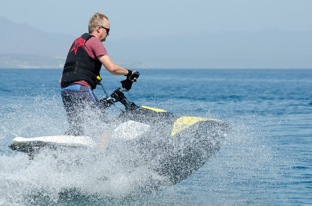 accesorios para motos de agua